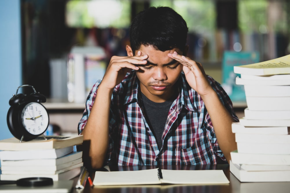Exam Preparation Strategies: How to Study Effectively and Reduce Stress