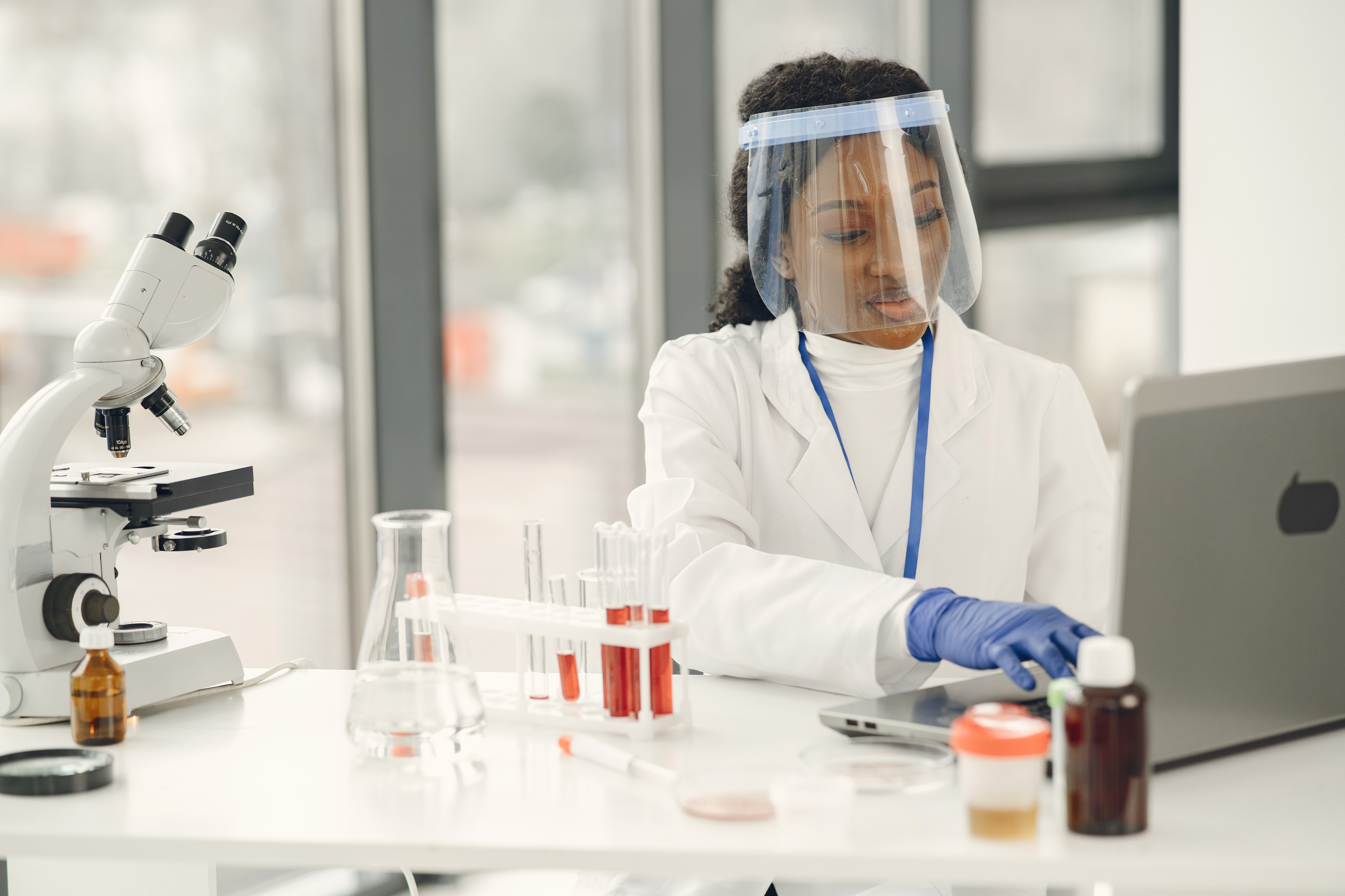 How to Present Scientific Research Data Like a Pro (Even if You’re Not)