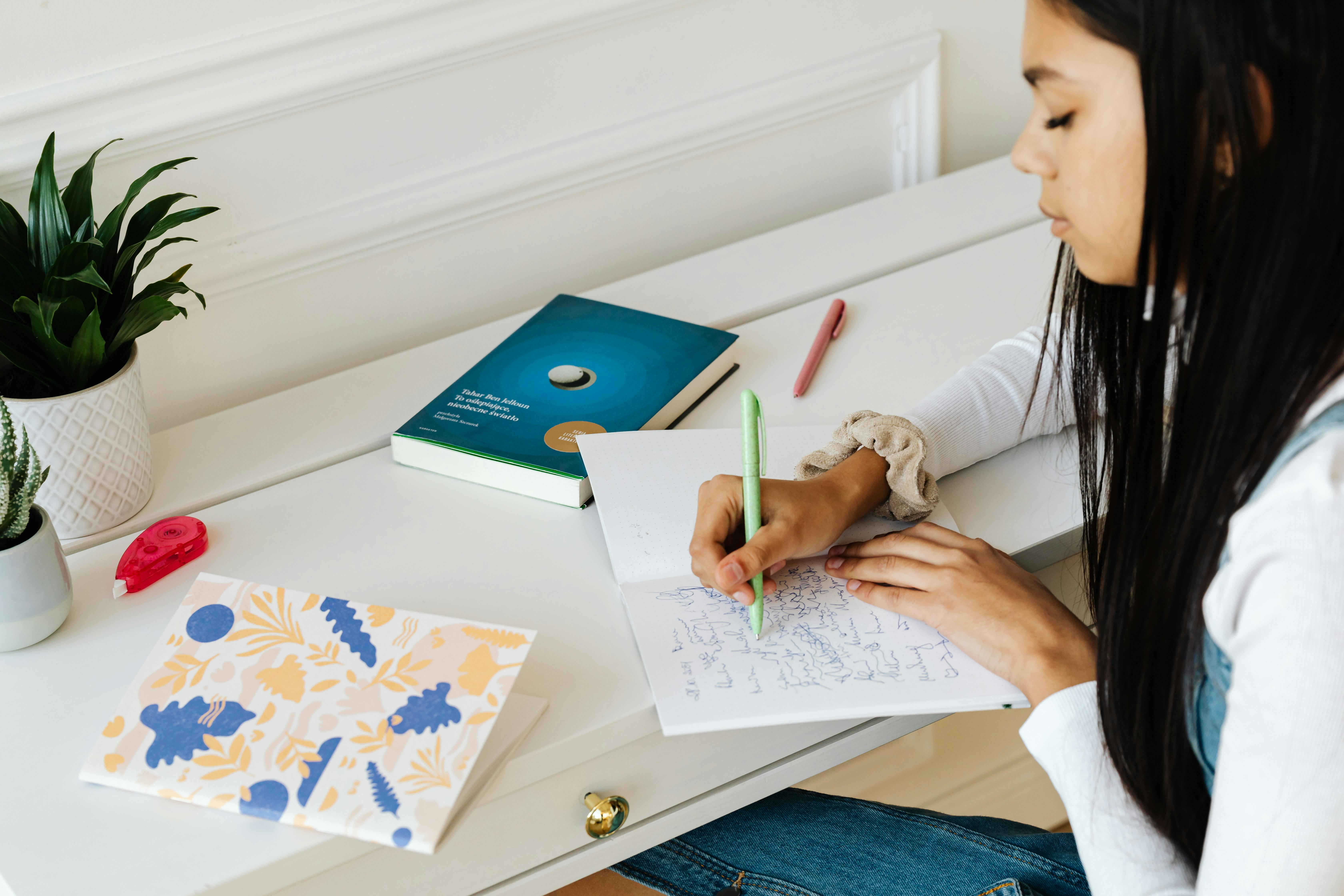 Mastering the Case Study: A Structured Guide to Writing Analytical Assignments That Score